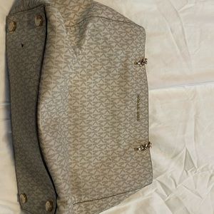 Michael kors tan purse